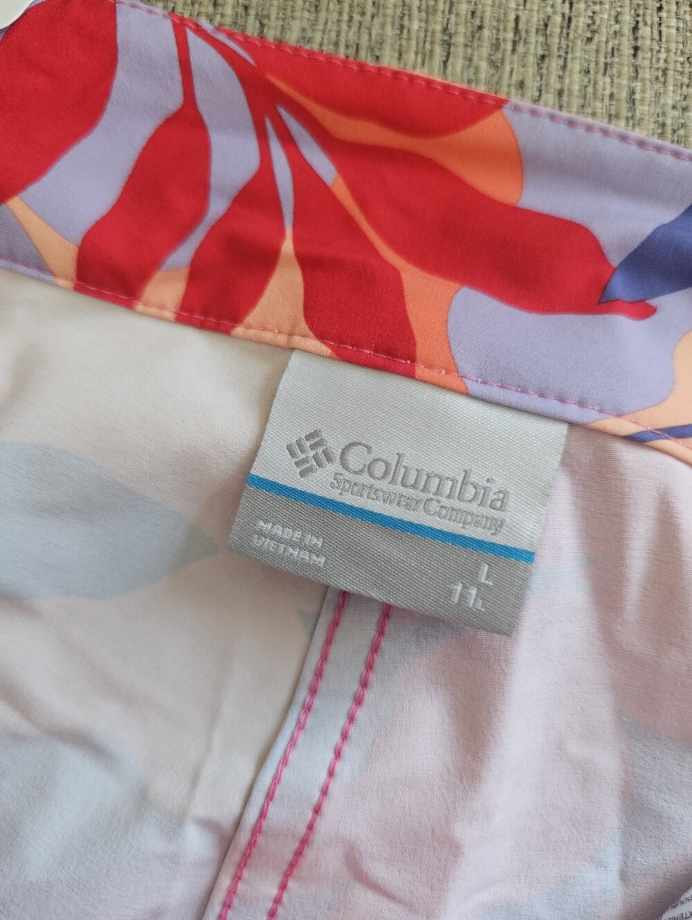 Columbia Floral Board Shorts - Picture 4 of 5